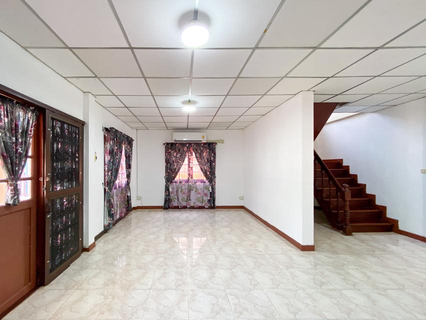🏡 ขายด่วน! บ้านเดี่ยว 2 ชั้น แปลงมุม หมู่บ้านศราวัณวิลล์ ซอย 12 เนื้อที่ 52 ตร.วา 4 นอน 2 น้ำ จอด 3 คัน ทำเลติด Central แจ้งวัฒนะ เพียง 5.5 ลบ.! 🏡 3