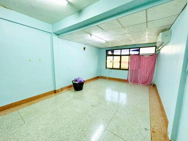 พร้อม3แอร์ ตลาดกัลปพฤกษ์ 1.8กม.บางบอน1 เอกชัย MRTบางแค 3กม. ให้เช่าอาคารพาณิชย์ 3.5 ชั้น 3 นอน 3 น้ำ ถ.กัลปพฤกษ์ 3