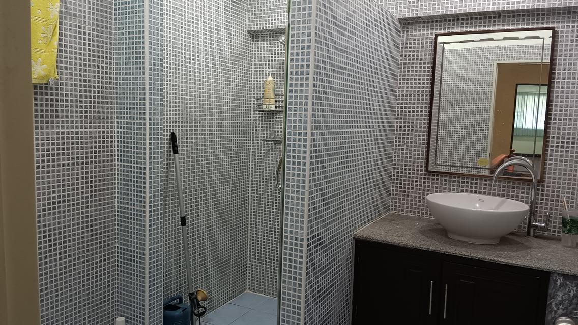 ให้เช่าทาวน์เฮ้าส์ Renovate ใหม่ ลาดพร้าว 47 แยก 9-5 2 ชั้น 26 ตร.ว. จอดรถ 2 คัน ใกล้ BTS 8