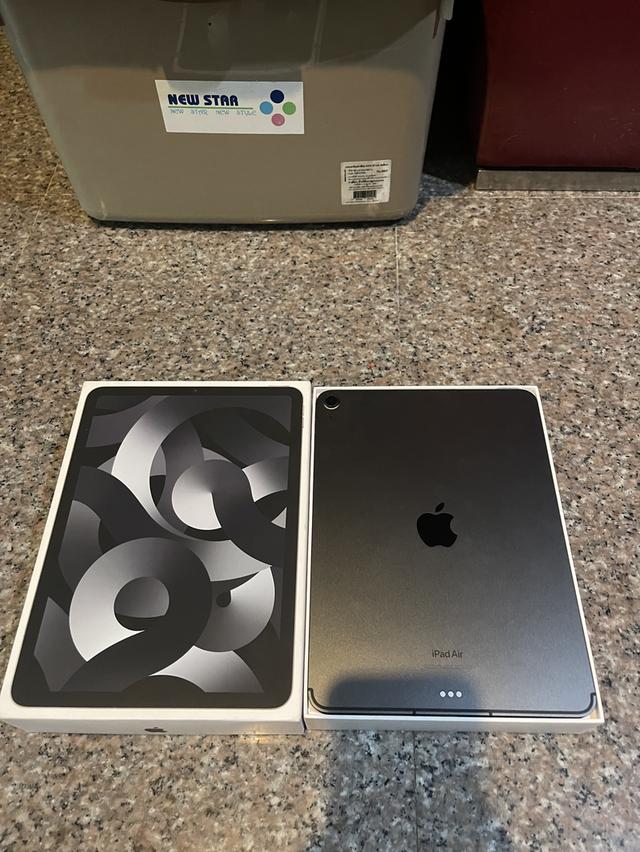 ขายiPadAir5 M1 สีSpace Black256กิ๊กWifi CelluerตัวTopสุดสเปคนี่หายากไร้รอยยกกล่องถูกๆ 2