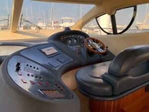 ขาย SUPERB YACHT AZIMUT 49 Feet -3 cabins-1000 HP 5