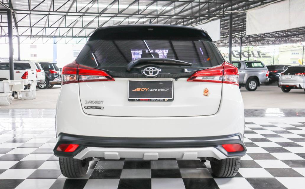 TOYOTA NEW YARIS CROSS 1.2 HIGH 2020 3