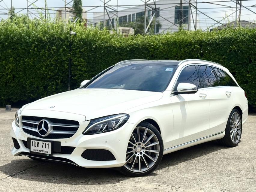 Benz C350e Estate AMG 2016 สีขาว 2