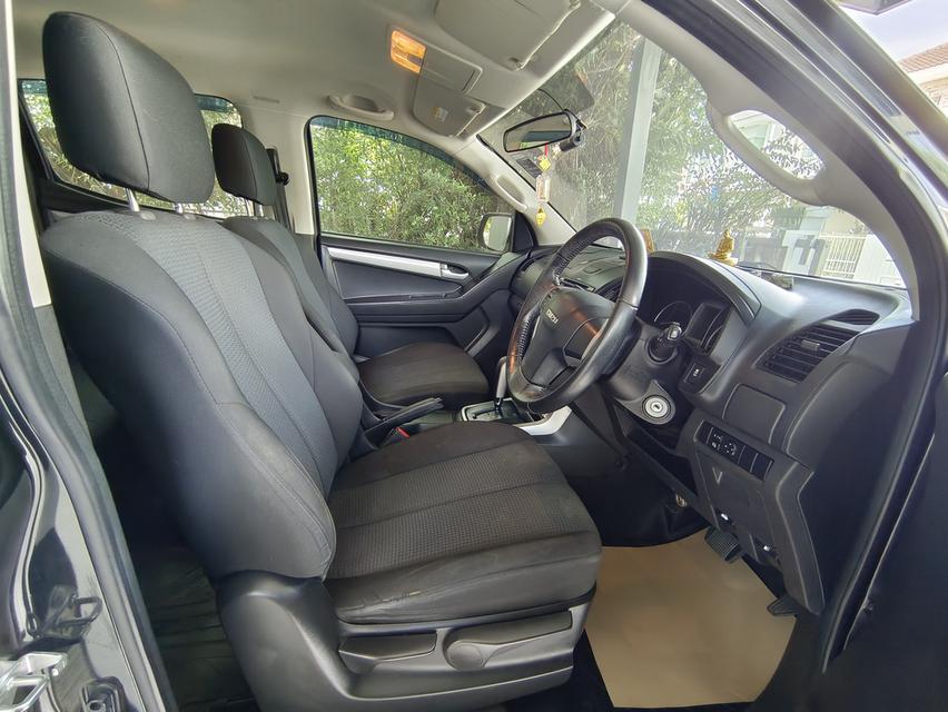 ขาย รถกระบะ 4ประตู เกียร์ Auto Isuzu ปี 2014 Hilander 2.5 Z Prestige Auto 13