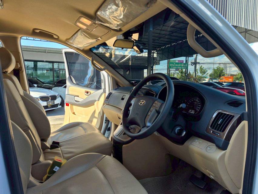 Hyundai H1 2.5Eilte ปี24 10