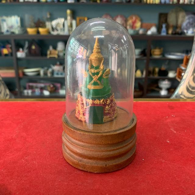 พระแก้ว พร้อมครอบแก้วฐานไม้ 2