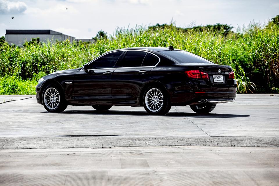 Bmw 523i AT ปี 2010 สีดำ สภาพดี  9