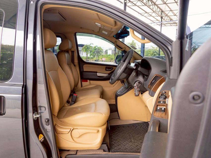 HYUNDAI H-1 2.5 Elite ปี 2021 ประกันเครื่องเกียร์3ปี 30,000 km 20