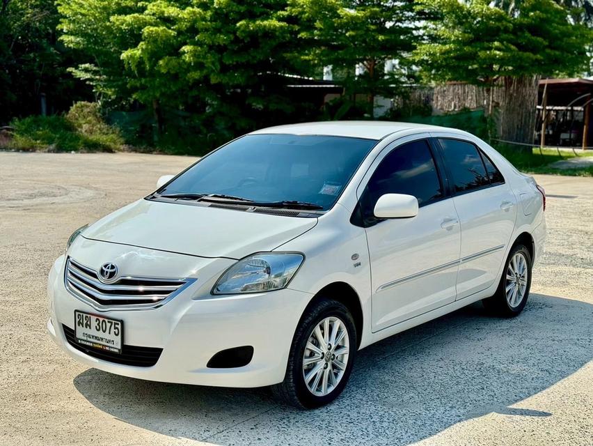 Toyota Vios 1.5E At สีขาว