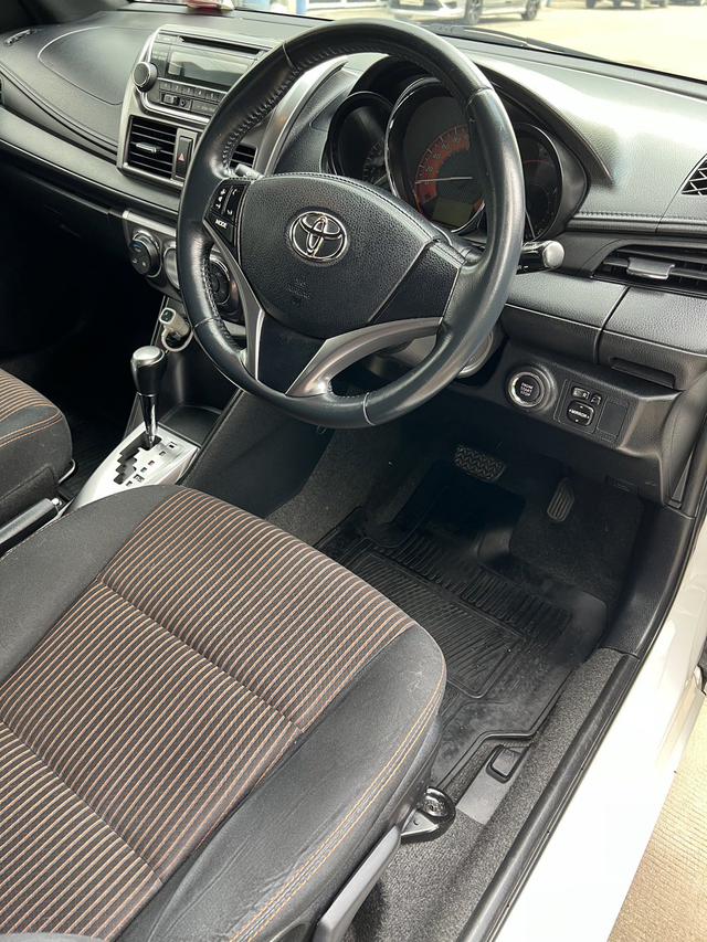 ส่งต่อ Toyota Yaris ปี 2013 จดปี 2014 รุ่น G TOP สุด  3