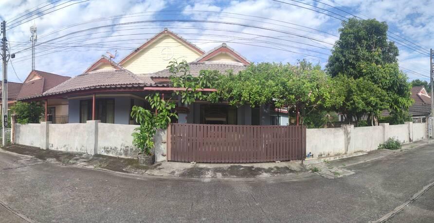 ขายบ้านเดียว 1 ชั้น พื้นที่ 102 ตรว. 3 ห้องนอน มีแอร์ 2 ห้อง 2 ห้องน้ำ หมู่บ้านแมกไม้-แหลมฉบัง บางละมุง ชลบุรี 10