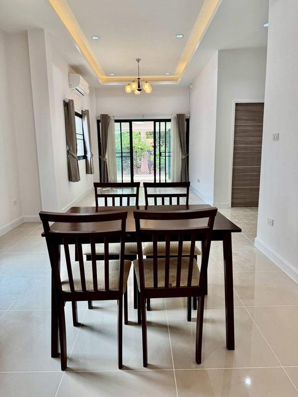 ขายบ้านเดี่ยวชั้นเดียว 50 ตร.วา ไร่กล้วย ศรีราชา พร้อมอยู่ ทำเลน่าอยู่ เหมาะทั้งอยู่อาศัยและลงทุน Tel 06-28926536 10