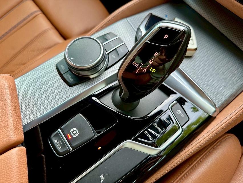 รหัสรถ CH62 2019 จด 2020 bmw G30 520d MSport 15