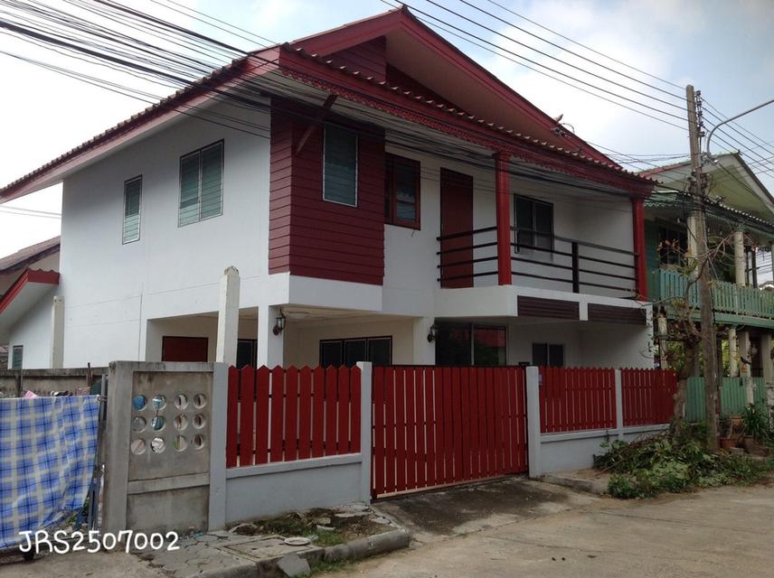 ขายบ้าน 2 ชั้น 3 ห้องนอน 2 ห้องน้ำ 2