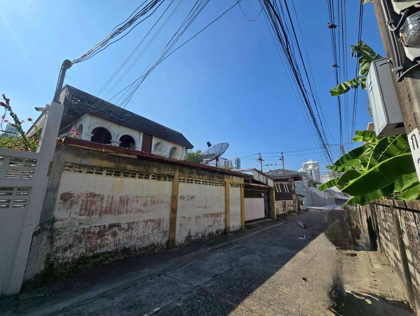 ขายที่ดินแปลงสวย พร้อมบ้าน 2 ชั้น สุขุมวิท 65 ซ.ชัยพฤกษ์แยก10 ใกล้ BTS เอกมัย (N.2023) 1