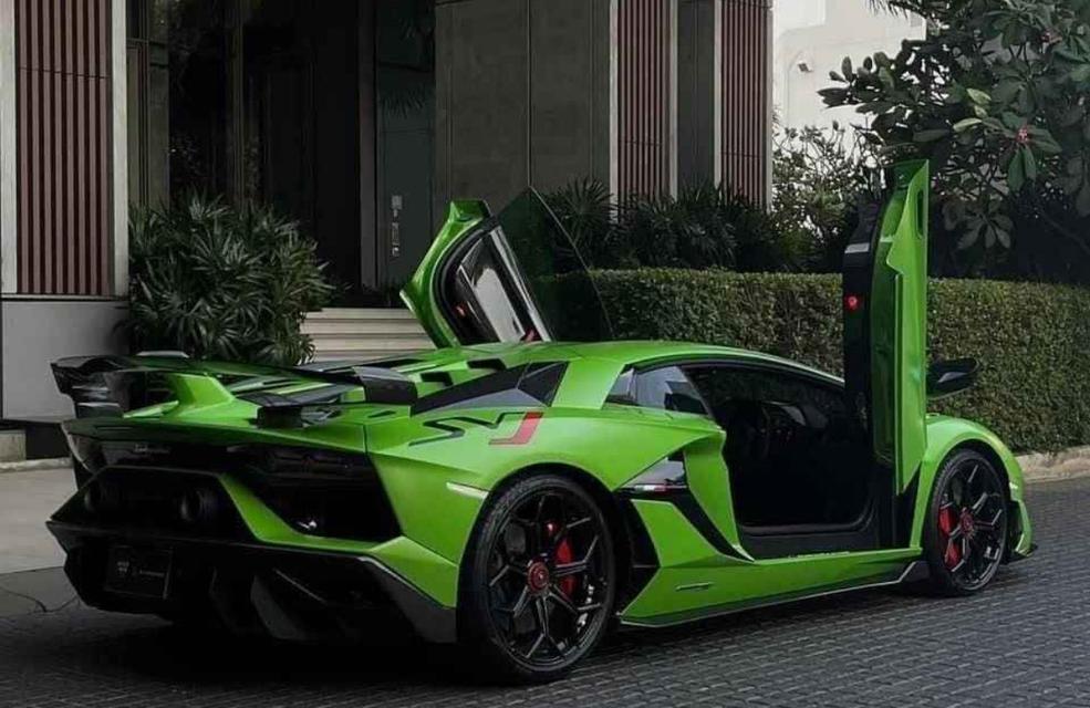 Lamborghini Aventador SVJ 2024 3