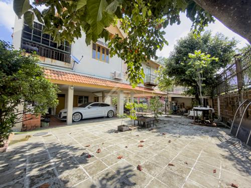 บ้านเดี่ยว หมู่บ้าน วรารมย์ เพชรเกษม 81 2