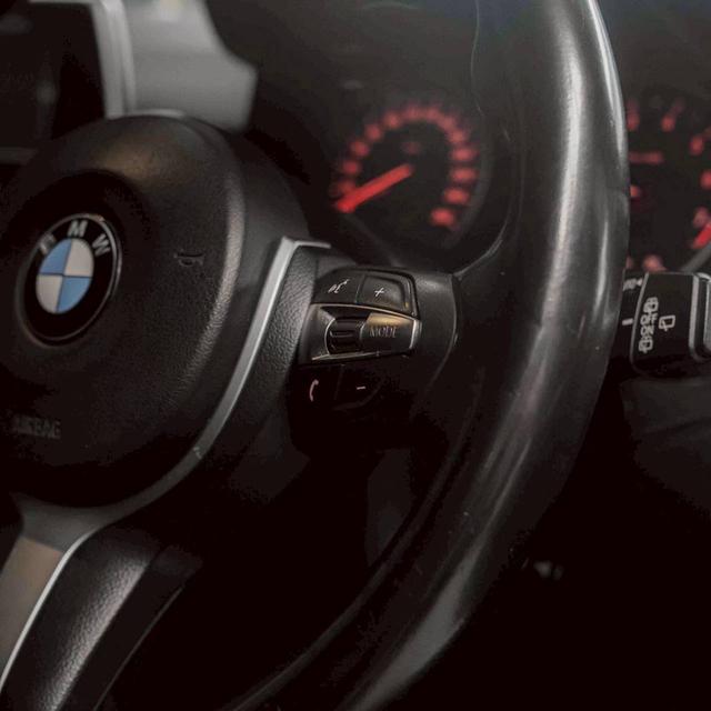 รหัสรถ 67GG7411 2015 BMW 218i Active Tourer M-Sport F45 10