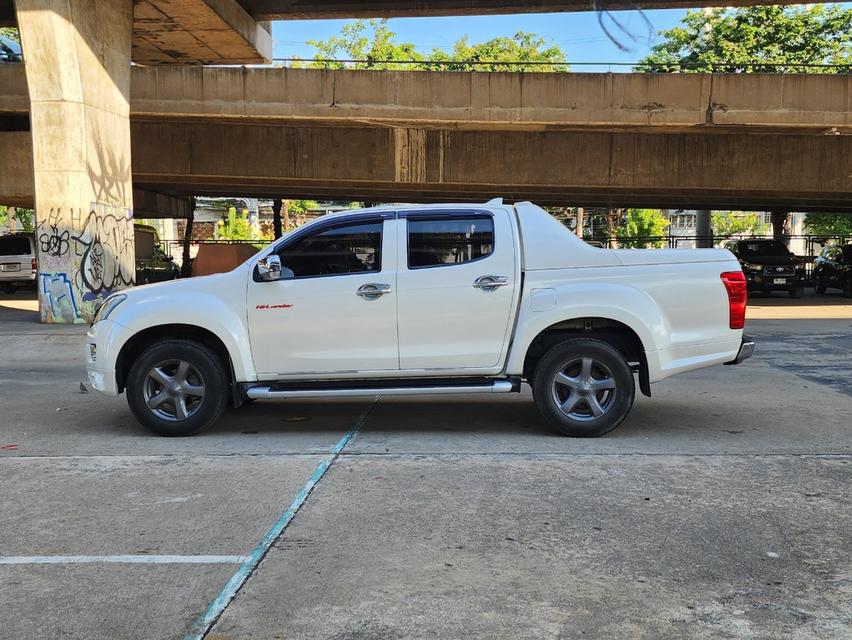 ขายรถ Isuzu D-max 2.5 Hi-Lander X-series Ddi VGS ปี 2015 สีขาว เกียร์ออโต้ 7