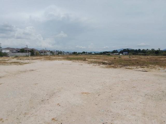 ขายที่ดินสวยพานทองอมตะชลบุรี ขายที่ดินพัฒนาแล้วพร้อมลงทุนชลบุรี เนื้อที่ดิน 27-3-18.9ไร่