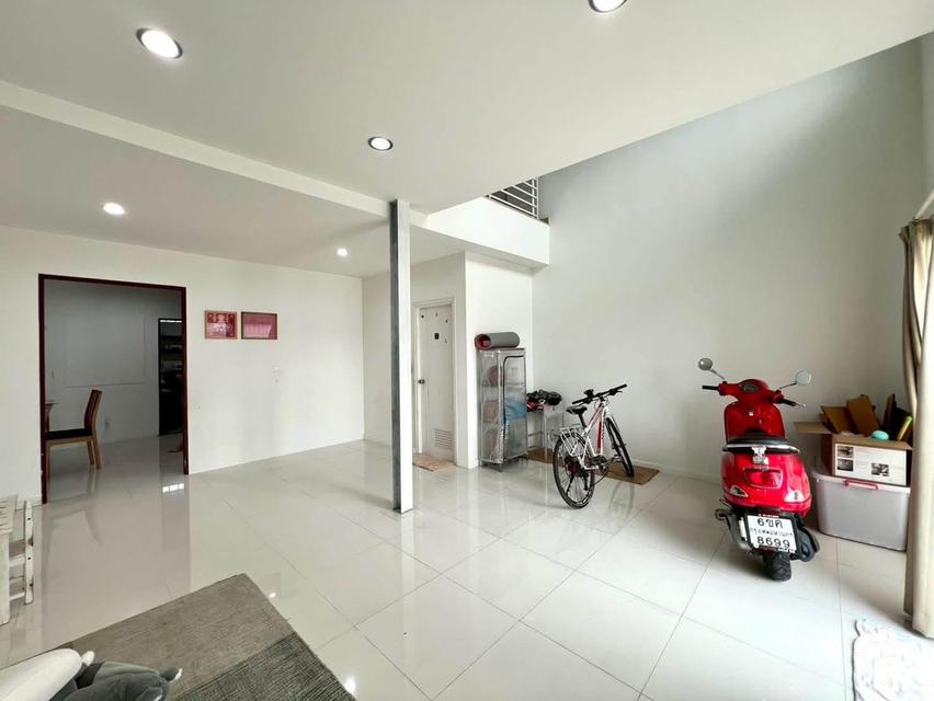 ขายอาคารพาณิชย์ 3.5 ชั้น พฤกษาวิลเลจ 28 ซีนเนอรี รัตนาธิเบศร์-บางใหญ่ (Pruksa Village 28 Scenery Rattanathibet - Bangyai) ใกล้เซ็นทรัลเวสต์เกต 6