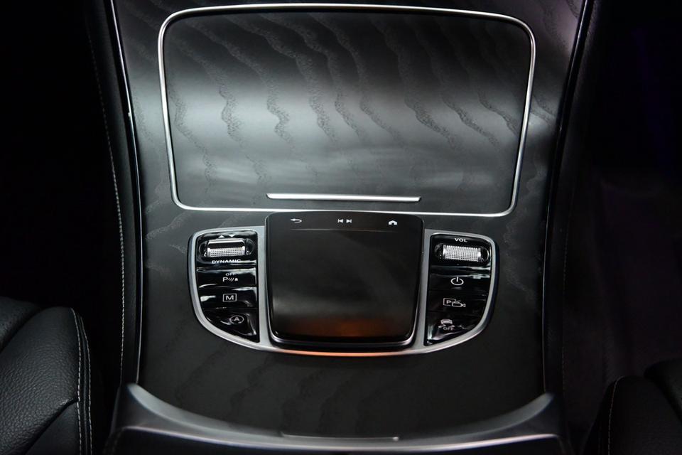รหัสรถ JRS8146 Benz GLC220d AMG Dynamic Facelift ปี 2022 รูปที่ 12