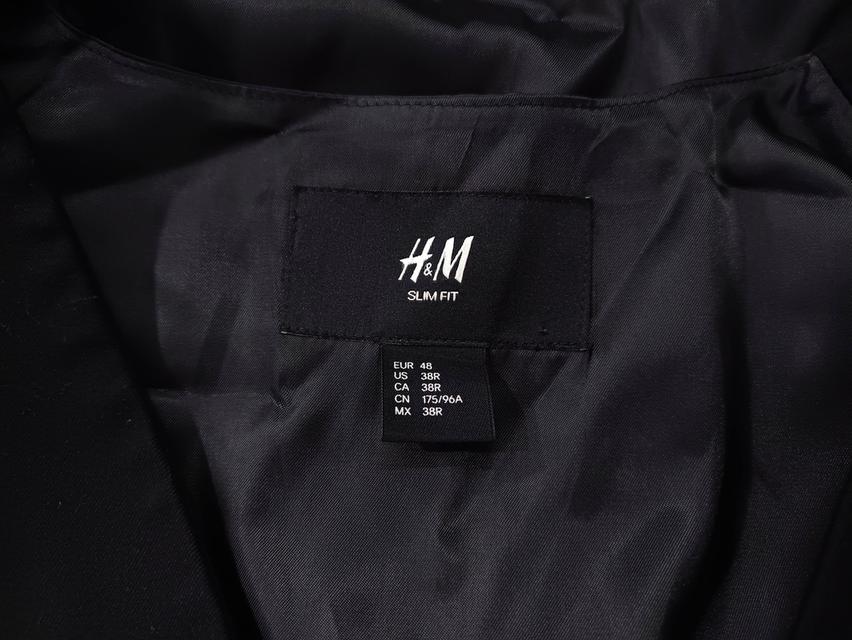 USED H&M - Sleeveless Black Vest | เสื้อกั๊กสีดำ เสื้อคลุม แขนกุด คอวี ผู้ชาย ทรงใหญ่ สีพื้น ปาร์ตี้ แท้ มือสอง