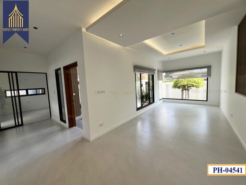 ขาย บ้านเดี่ยวใหม่ Modern สุขุมวิท วชิรธรรมสาธิต 8