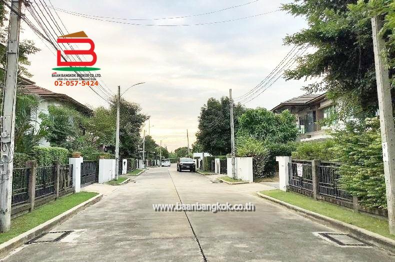 บ้านเดี่ยว โครงการ เศรษฐสิริ ชัยพฤกษ์-แจ้งวัฒนะ เนื้อที่ 84.9 ตรว. ถนนแจ้งวัฒนะ ต.บางพลับ อ.ปากเกร็ด จ.นนทบุรี 9