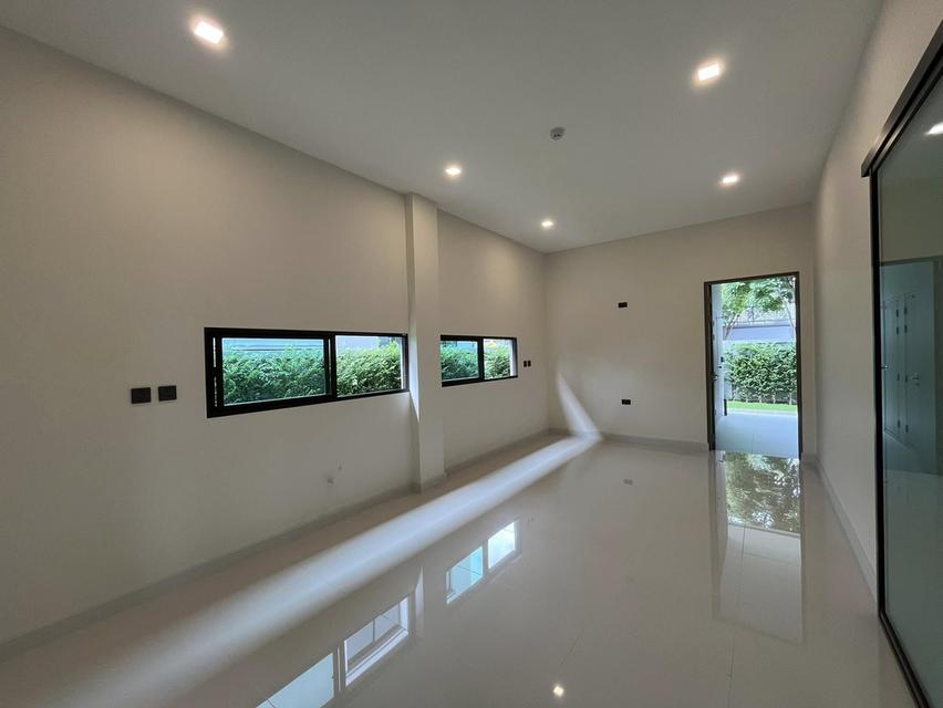 แกรนด์ บางกอก บูเลอวาร์ด ปิ่นเกล้า – กาญจนา บนที่ดิน 190 ตารางวา  พื้นที่ 817 ตร.ม. Pool villa  10