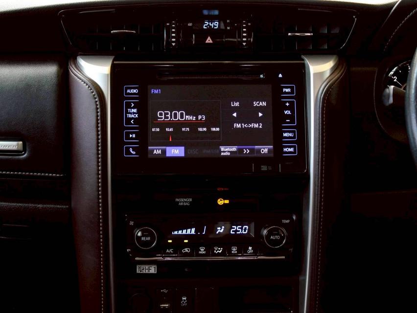 TOYOTA FORTUNER, 2.8 V 2WD ปี 2017 โฉม ปี15-ปัจจุบัน   15