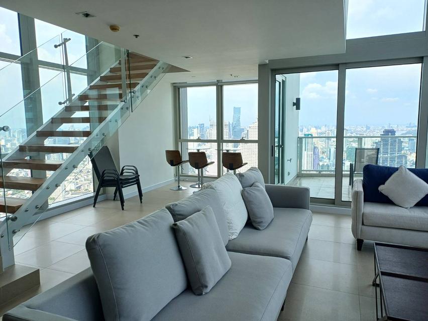 For Rent: Luxurious Duplex Condominium at The River Breathtaking River and City Views from the 67-68th Floor – 3 Bedrooms, 4 Bathrooms 7