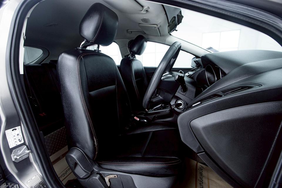 FORD FOCUS 1.6 SPORT TREND 5DR 2014 14