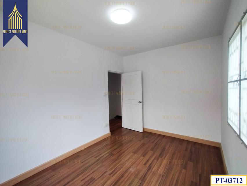 ขาย ทาวน์โฮม 2 ชั้น หลังมุม พื้นที่ด้านข้างเยอะ ฟรีโอน พนาลี ประชาอุทิศ 90 พระสมุทรเจดีย์ 14