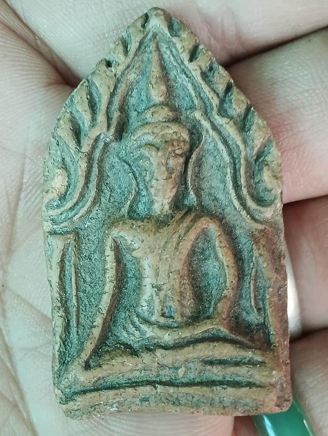 พระกรุขุนแผนบ้านกร่าง
