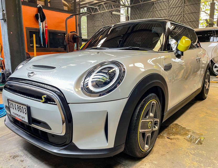 MINI Cooper SE LCI ปี 2021