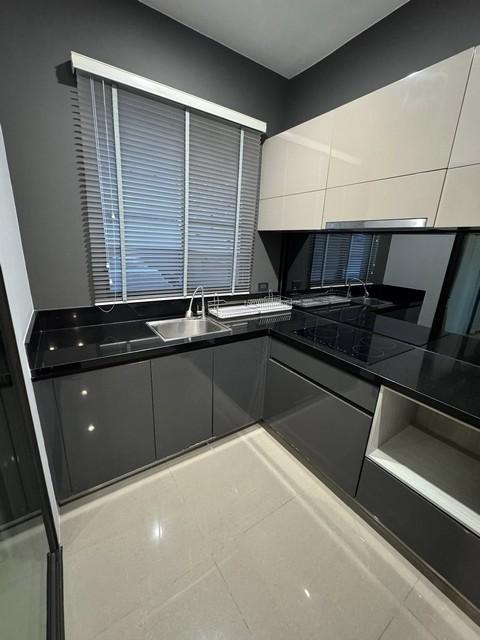 P572 ให้เช่า ขาย ทาวน์โฮม 3 ชั้น โครงการ แลนด์มาร์ค เอกมัย-รามอินทรา LANDMARK EKAMAI-RAMINDRA ถนนสุคนธสวัสดิ์ ตกแต่งพร้อมเข้าอยู่ 7