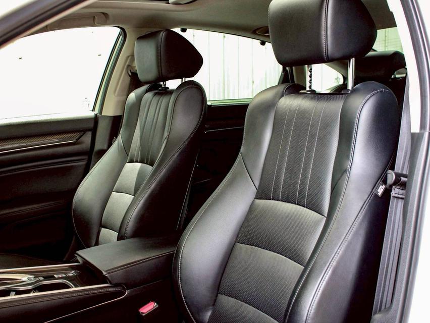 HONDA ACCORD 2.0 HYBRID TECH TOP 2021 ทั้งหรู ทั้งหล่อ ใส่ของแต่งมาเป็นแสน คุ้มๆ 11