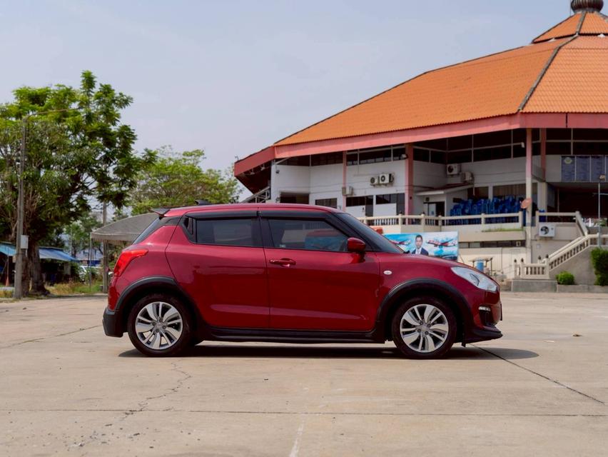 Suzuki swift 1.2 GL Plus ปีจด 2022  6