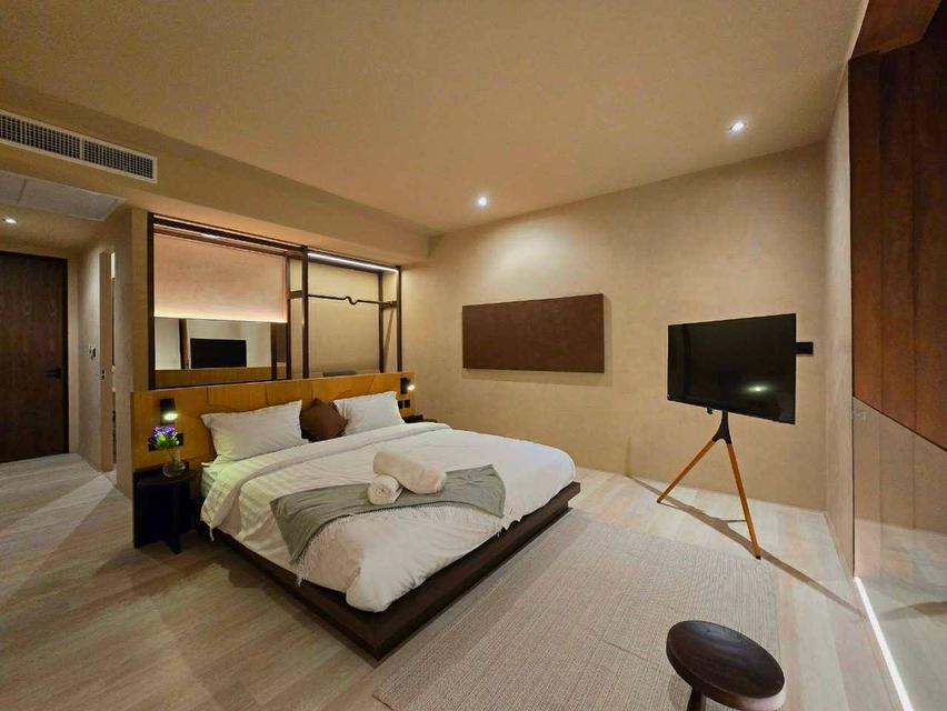 Newly built luxury pool villa for sale in the heart of Pattaya. 5