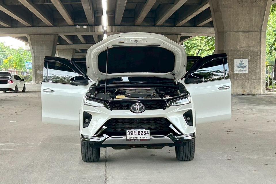 Toyota Fortuner 2.4 Legender 2WD AT ปี 2022 9