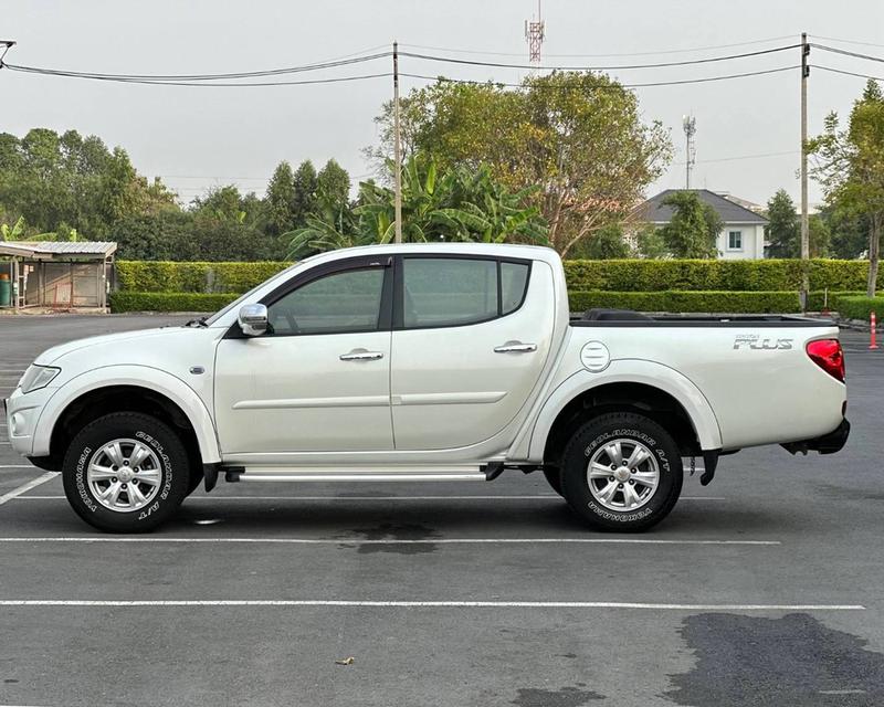 Mitsubishi Triton Plus 2.4 CNG โรงงาน Double Cab สีขาวมุก ปี 2013 แท้ 9