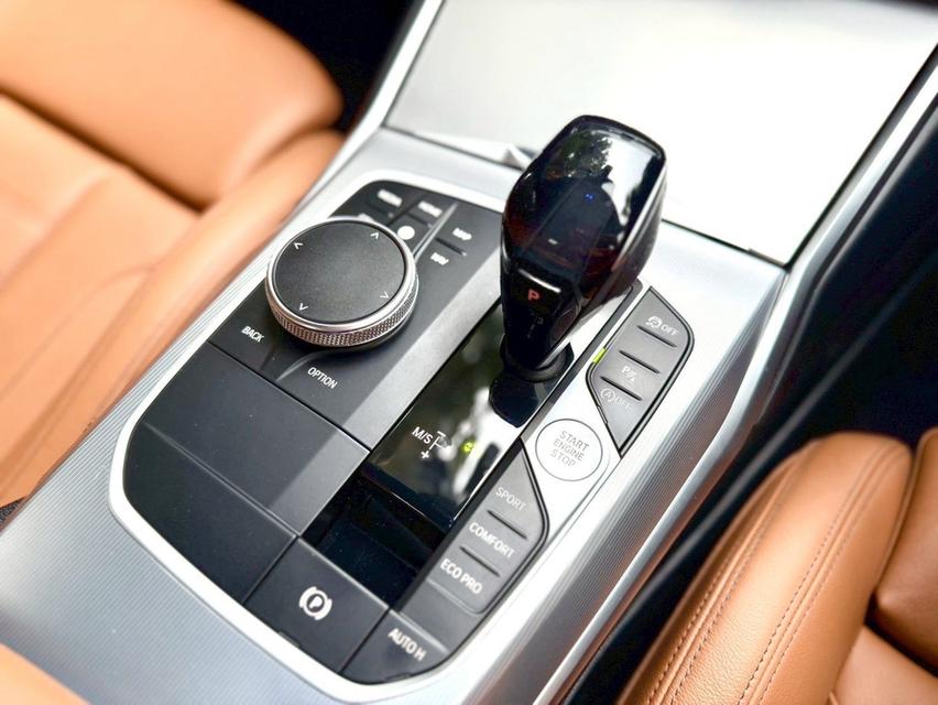 รหัสรถ CH9973 BMW 320D M sport G20 ปี 2020 สีดำ 14