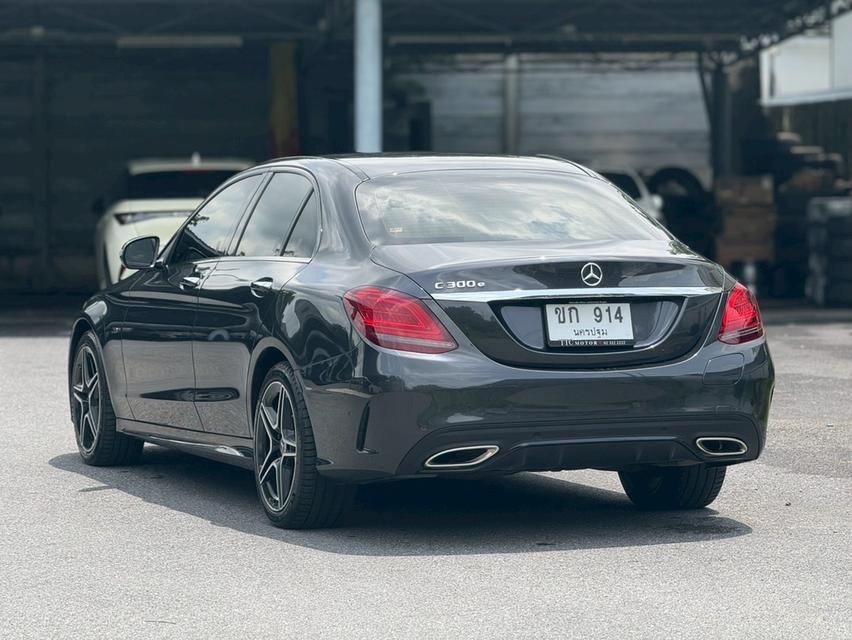 Mercedes Benz C300e AMG Sport ปี 2020  ไมล์ 8x,xxx km 7