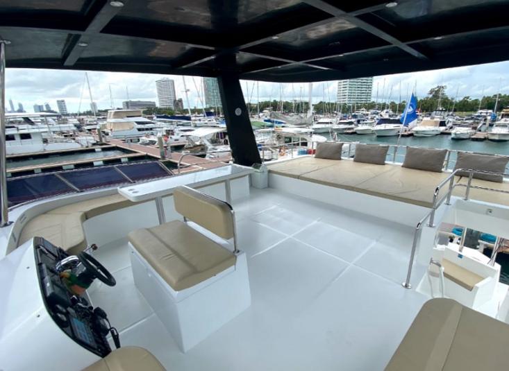 ขาย POWER CATAMARAN 52 FEET สวยหรู 2