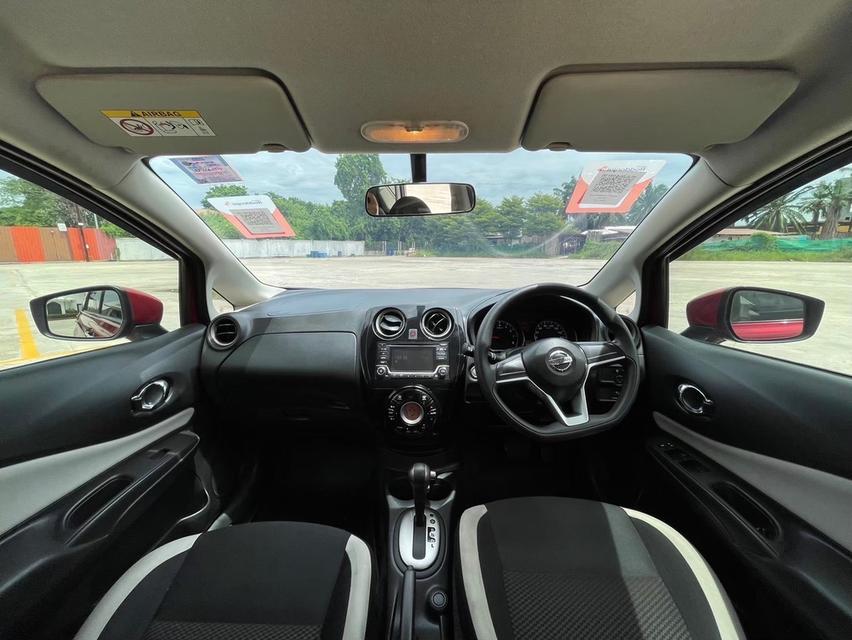 Nissan Note 1.2V ปี 2017 AT สีแดง รูปที่ 13