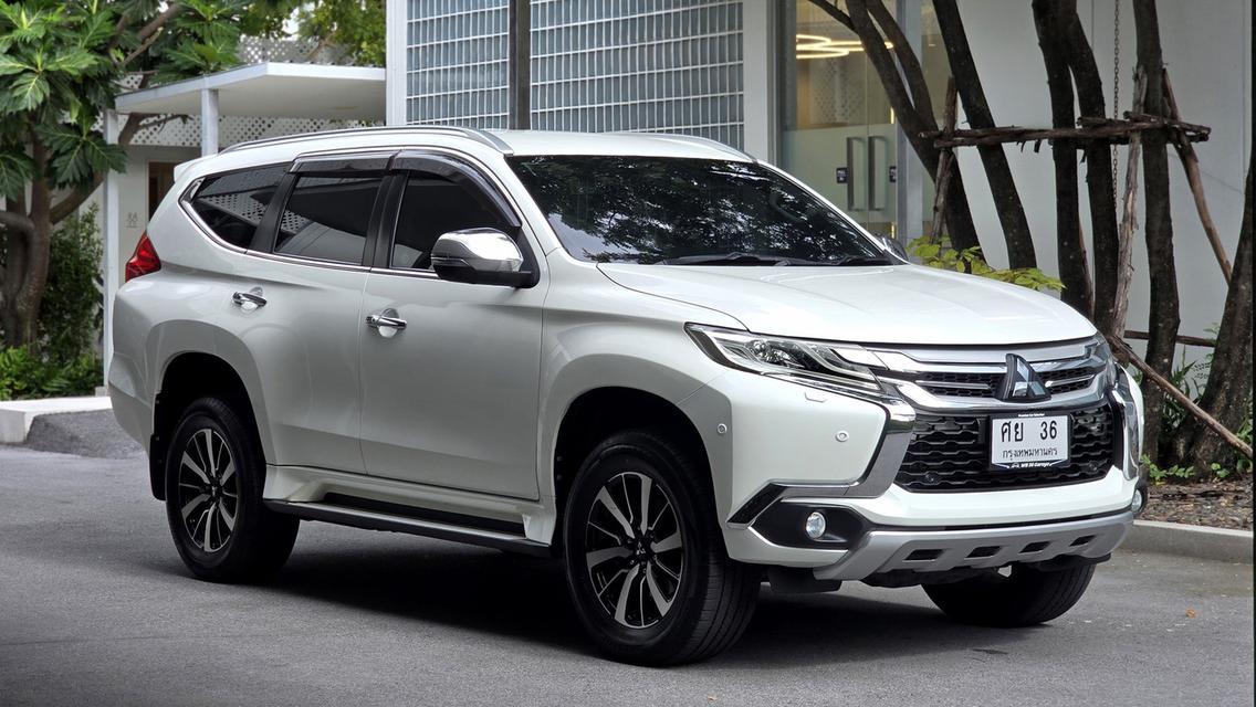 (แจ้งรหัสรถ WB36) Mitsubishi Pajero Sport 2.4 Gt Premium 2wd ปี 2018