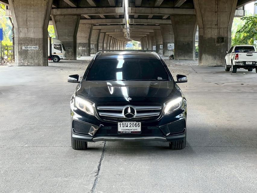 ขายรถ Benz GLA250 W156  ปี 2016 สีดำ เกียร์ออโต้ รูปที่ 2
