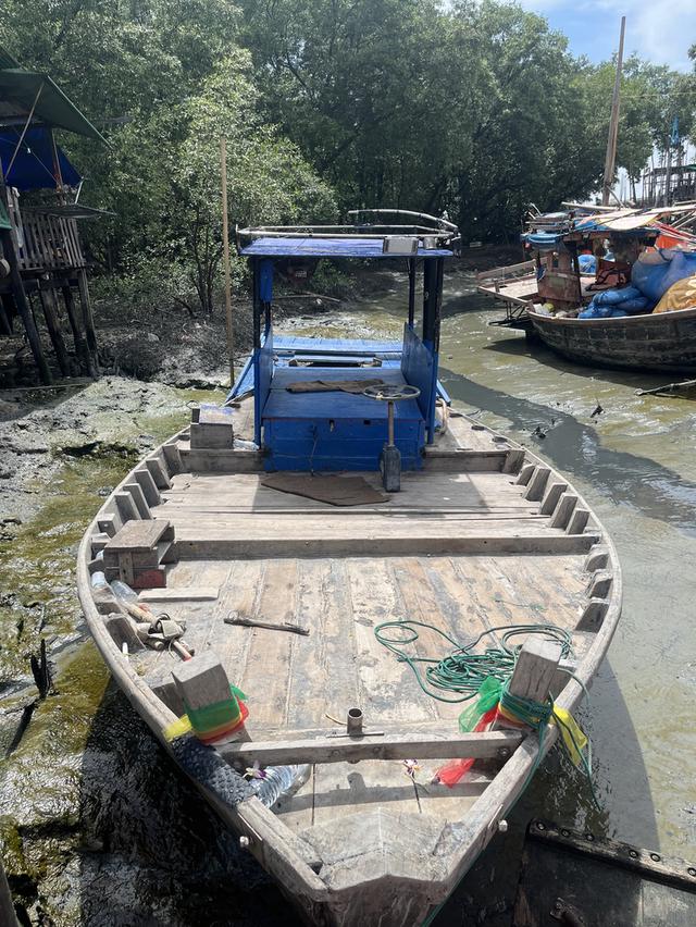 เรือประมงสภาพดีพร้อมใช้งาน