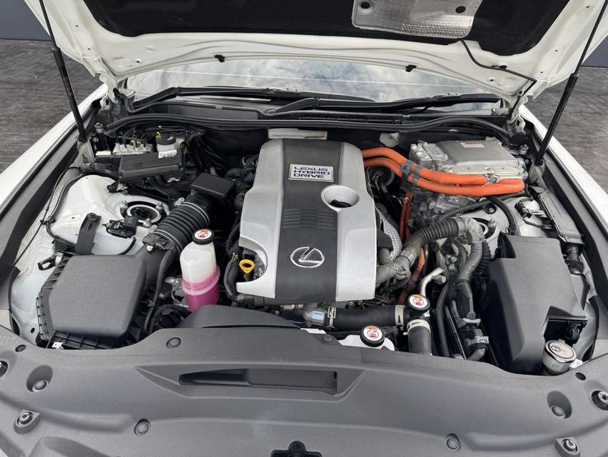 LEXUS IS 300h LUXURY ประกันชั้น 1 เจ้าของขายเอง สภาพป้ายแดง รูปที่ 20